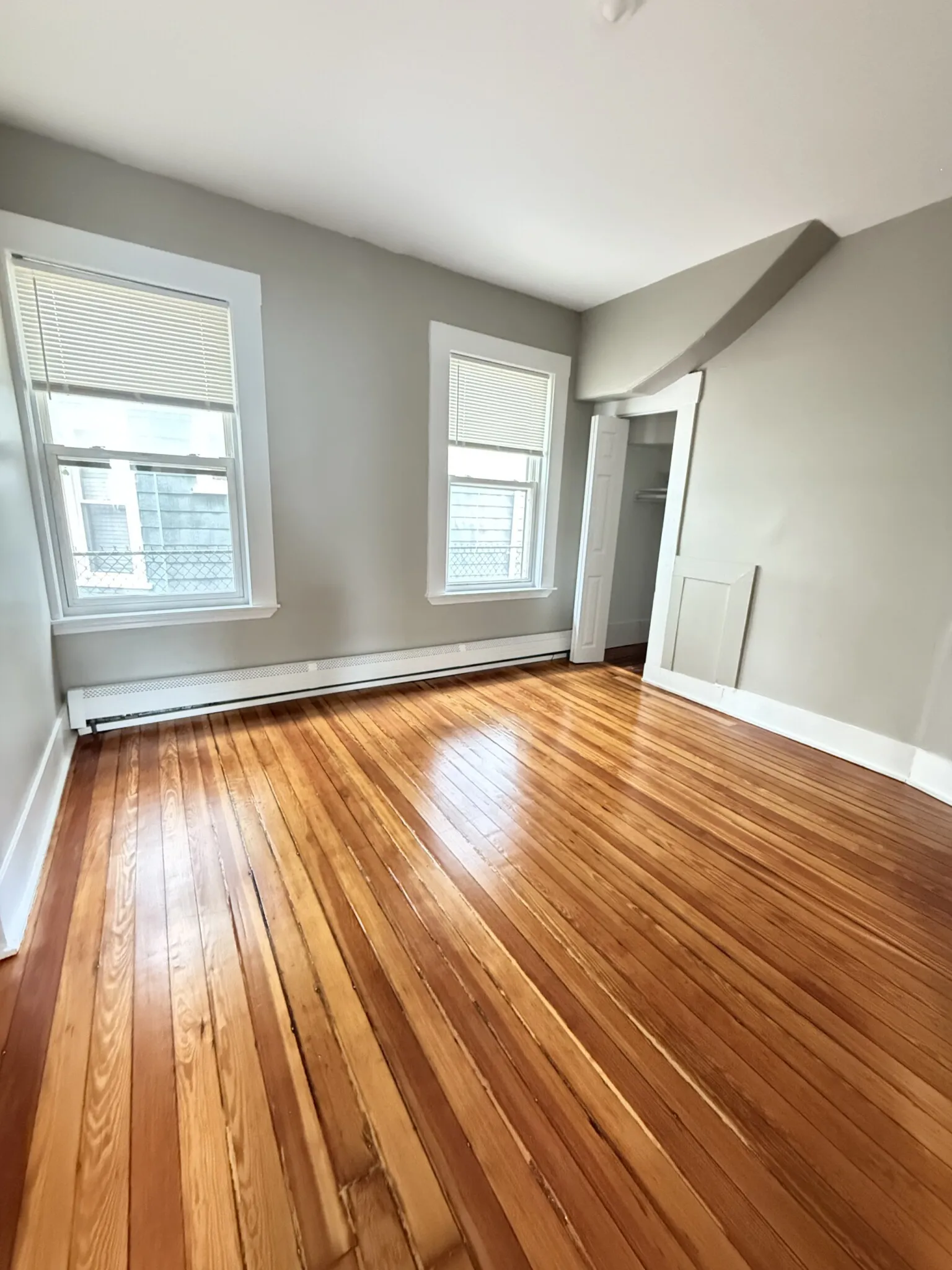 3 bed, 1 bath apartment for rent at 6 Bowdoin Park Unit 1, Dorchester — photo 6 of 10
