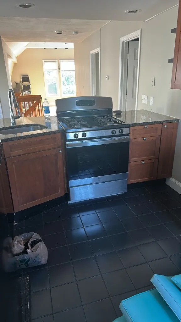 2 bed, 2 bath apartment for rent at 6 Bowdoin Park Unit 3, Dorchester