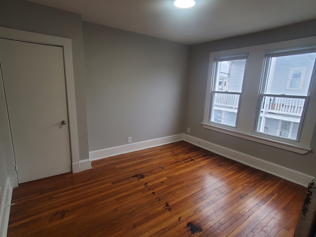 3 bed, 1 bath apartment for rent at 6 Boyd St Unit 3, Dorchester — photo 11 of 14