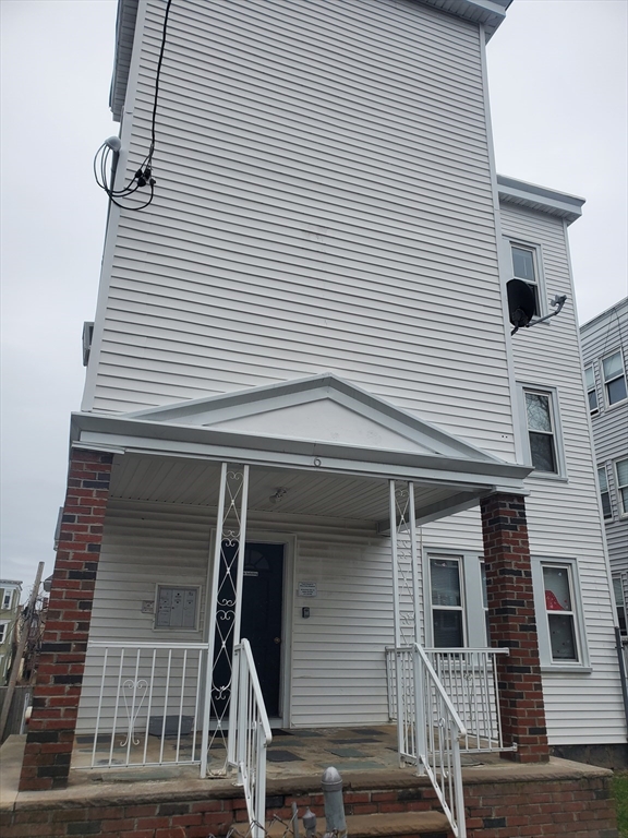 3 bed, 1 bath apartment for rent at 6 Boyd St Unit 3, Dorchester — photo 14 of 14