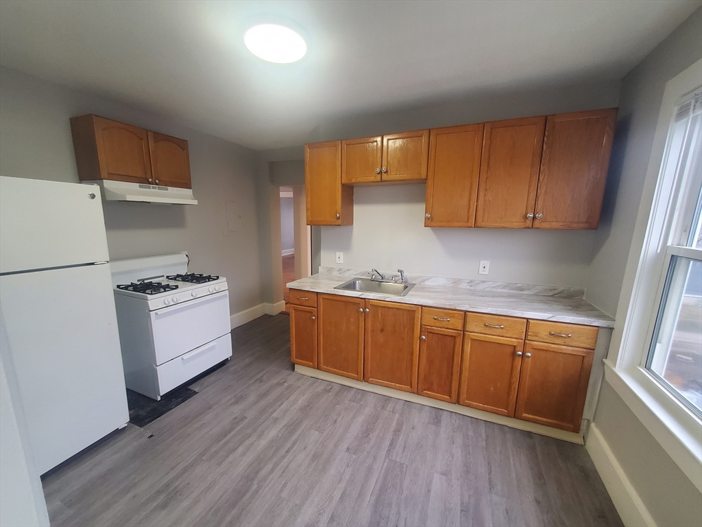 3 bed, 1 bath apartment for rent at 6 Boyd St Unit 3, Dorchester