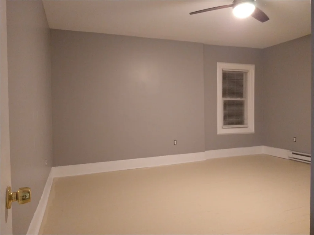 3 bed, 1 bath apartment for rent at 6 Brandon Unit 2, Dudley — photo 12 of 13