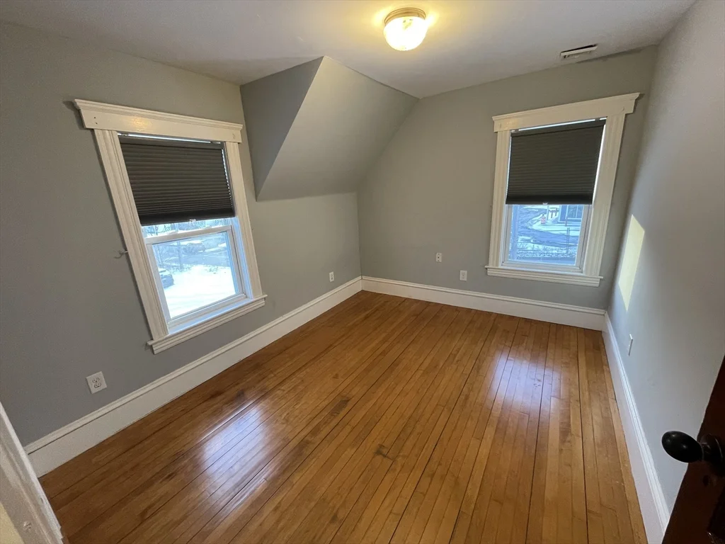4 bed, 2 bath apartment for rent at 6 Brattle St Unit 0, North Worcester — photo 15 of 20
