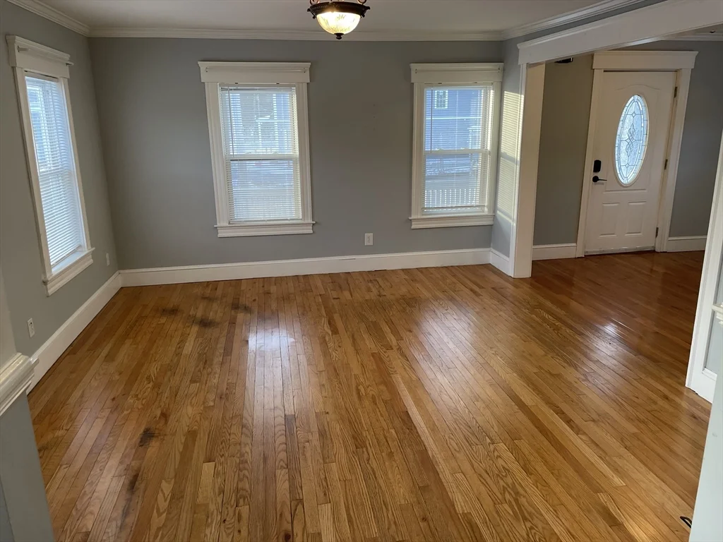 4 bed, 2 bath apartment for rent at 6 Brattle St Unit 0, North Worcester — photo 4 of 20