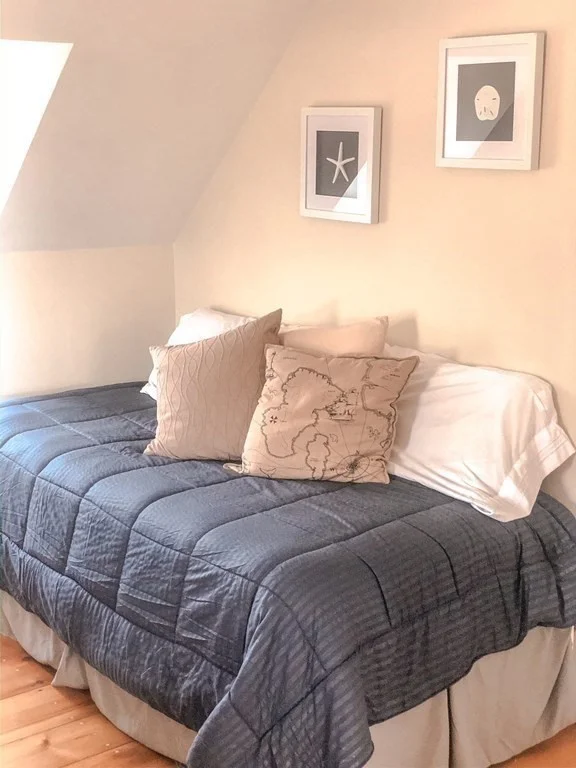 3 bed, 2 bath apartment for rent at 6 Breezy Way, Quincy Center — photo 12 of 17