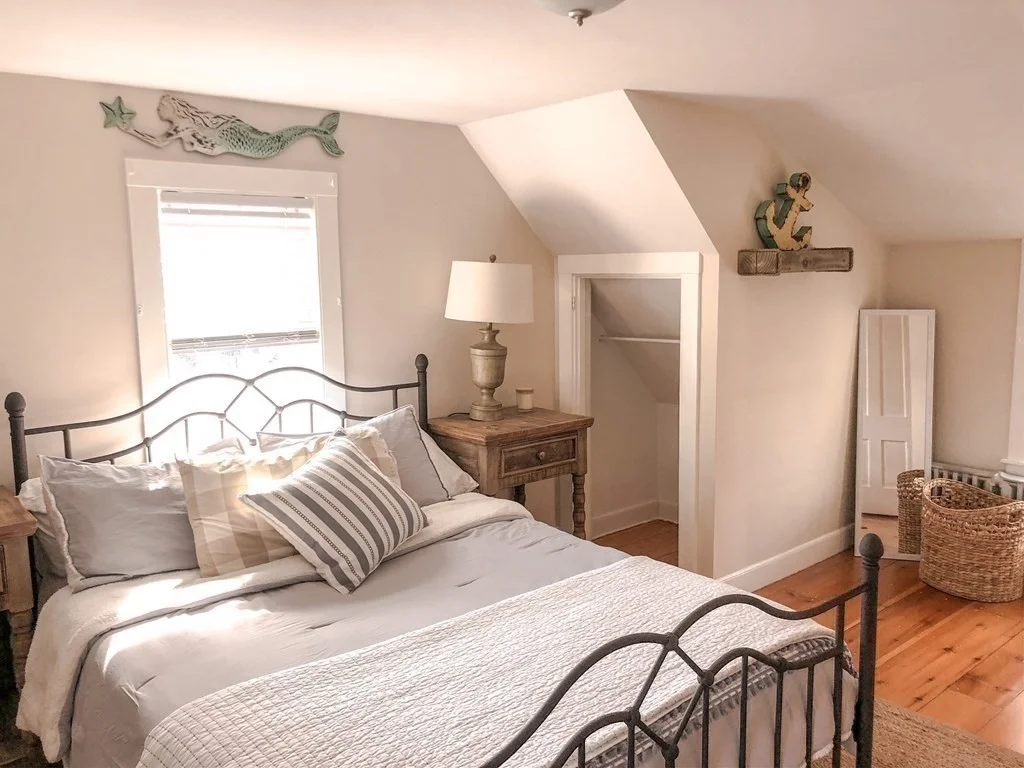 3 bed, 2 bath apartment for rent at 6 Breezy Way, Quincy Center — photo 9 of 17