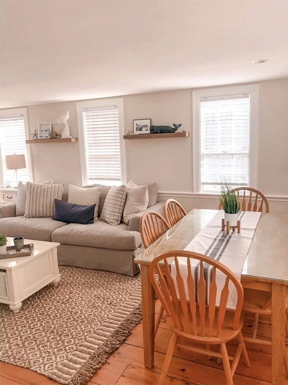 3 bed, 2 bath apartment for rent at 6 Breezy Way, Quincy Center — photo 4 of 17