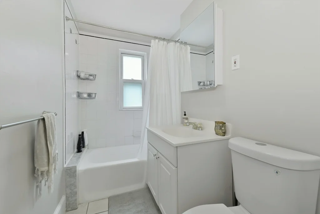 2 bed, 1 bath apartment for rent at 6 Brewer Unit 2, West Cambridge — photo 12 of 14