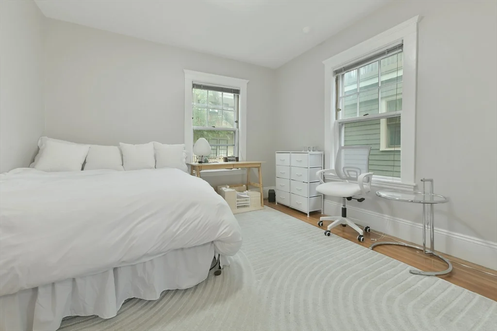 2 bed, 1 bath apartment for rent at 6 Brewer Unit 2, West Cambridge — photo 8 of 14