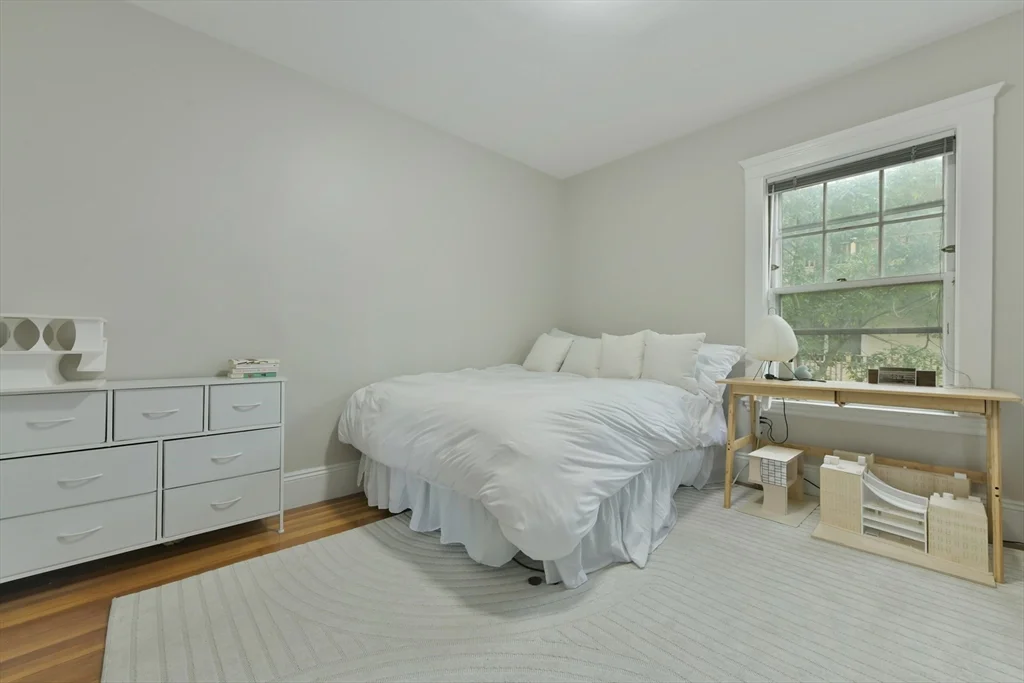 2 bed, 1 bath apartment for rent at 6 Brewer Unit 2, West Cambridge — photo 9 of 14