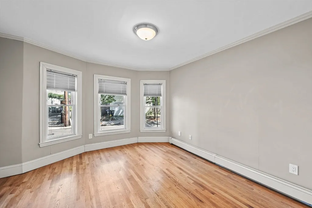 1 bed, 1 bath apartment for rent at 6 Bristol St Unit 1, Wellington-Harrington — photo 14 of 25