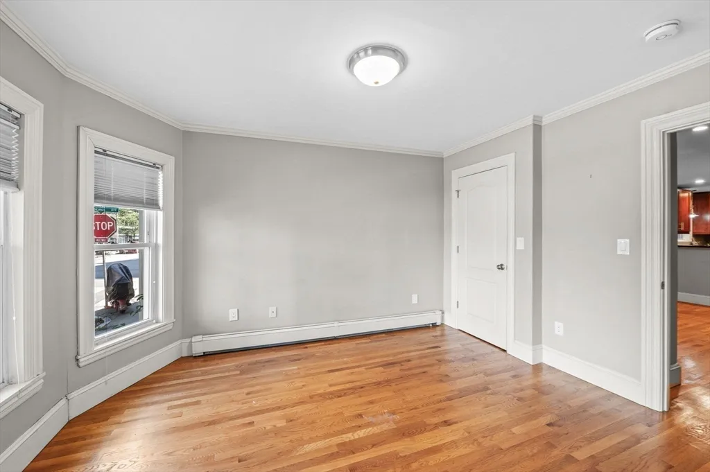 1 bed, 1 bath apartment for rent at 6 Bristol St Unit 1, Wellington-Harrington — photo 16 of 25