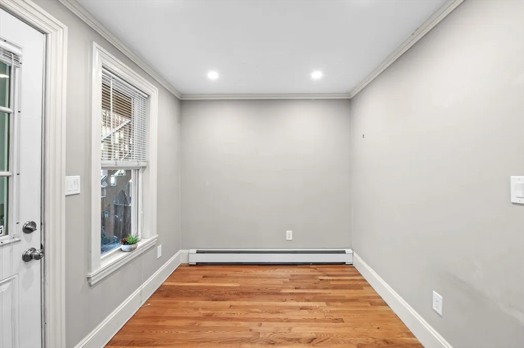 1 bed, 1 bath apartment for rent at 6 Bristol St Unit 1, Wellington-Harrington — photo 20 of 25