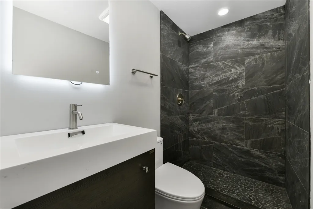 2 bed, 2 bath apartment for rent at 6 Brooks St Unit 1, East Boston — photo 8 of 16