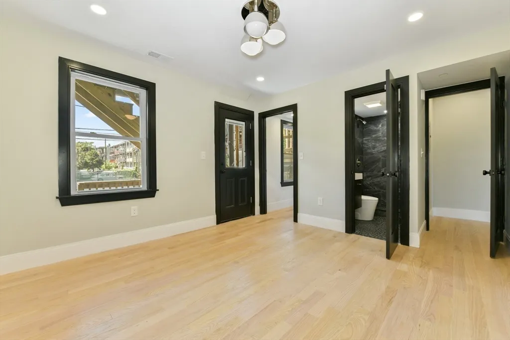 2 bed, 2 bath apartment for rent at 6 Brooks St Unit 1, East Boston — photo 5 of 16
