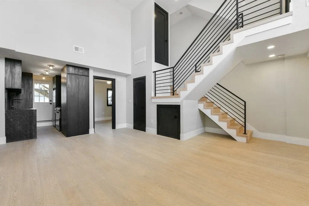 2 bed, 2 bath apartment for rent at 6 Brooks St Unit 1, East Boston — photo 3 of 16