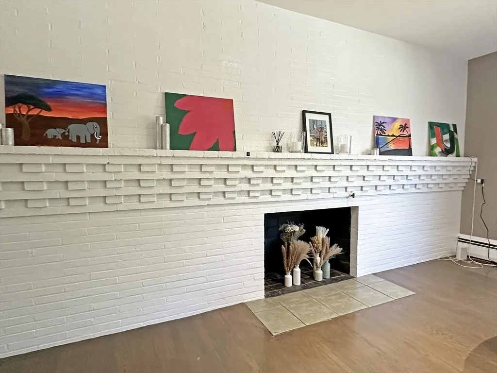 4 bed, 3 bath apartment for rent at 6 Brownson Ter, Jamaica Plain — photo 9 of 38