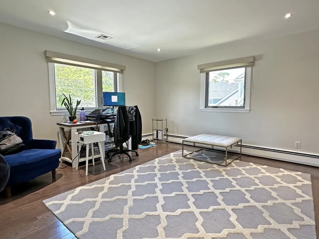 4 bed, 3 bath apartment for rent at 6 Brownson Ter, Jamaica Plain — photo 21 of 38