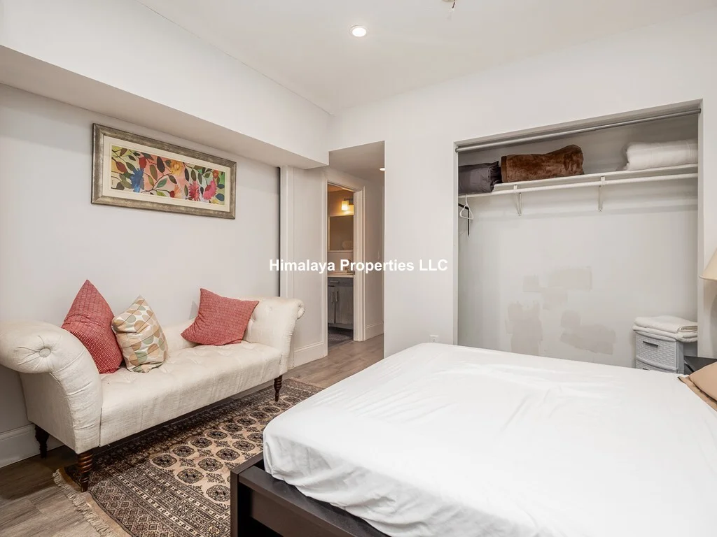 6 bed, 3.5 bath apartment for rent at 6 Buckley Ave Unit 1, Jamaica Plain — photo 7 of 15