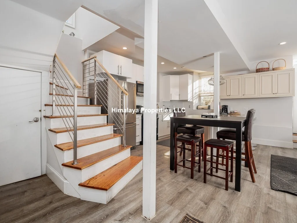 6 bed, 3.5 bath apartment for rent at 6 Buckley Ave Unit 1, Jamaica Plain — photo 5 of 15