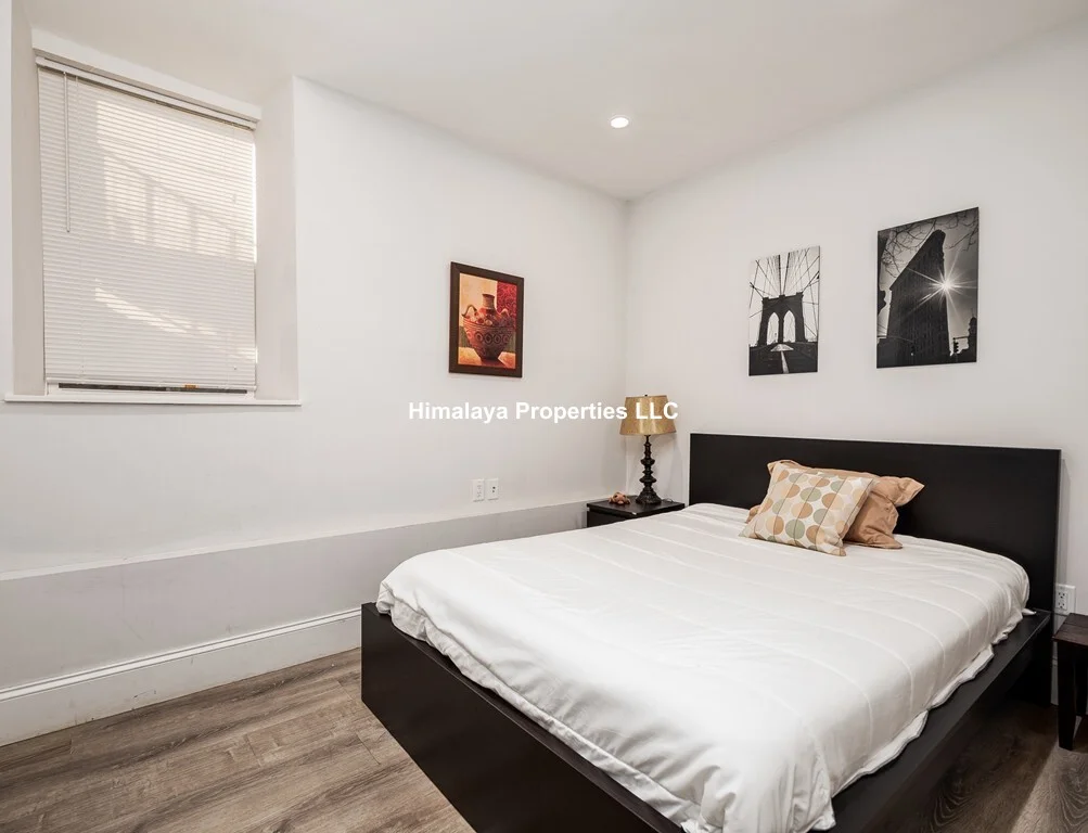 6 bed, 3.5 bath apartment for rent at 6 Buckley Ave Unit 1, Jamaica Plain — photo 9 of 15
