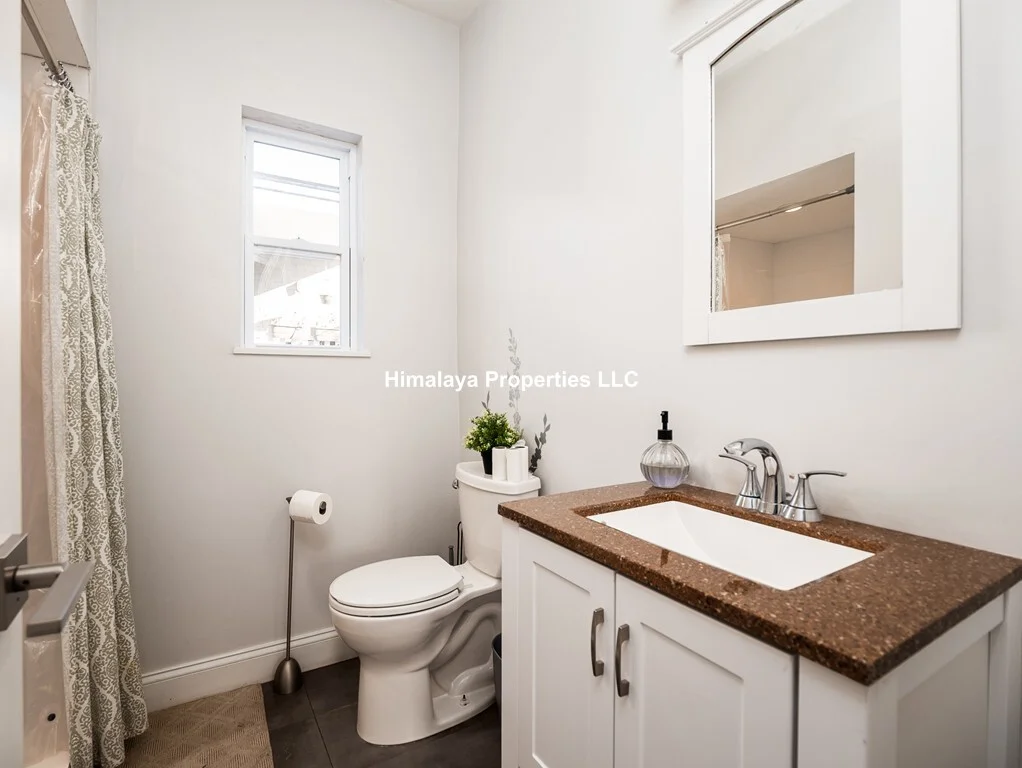 6 bed, 3.5 bath apartment for rent at 6 Buckley Ave Unit 1, Jamaica Plain — photo 14 of 15