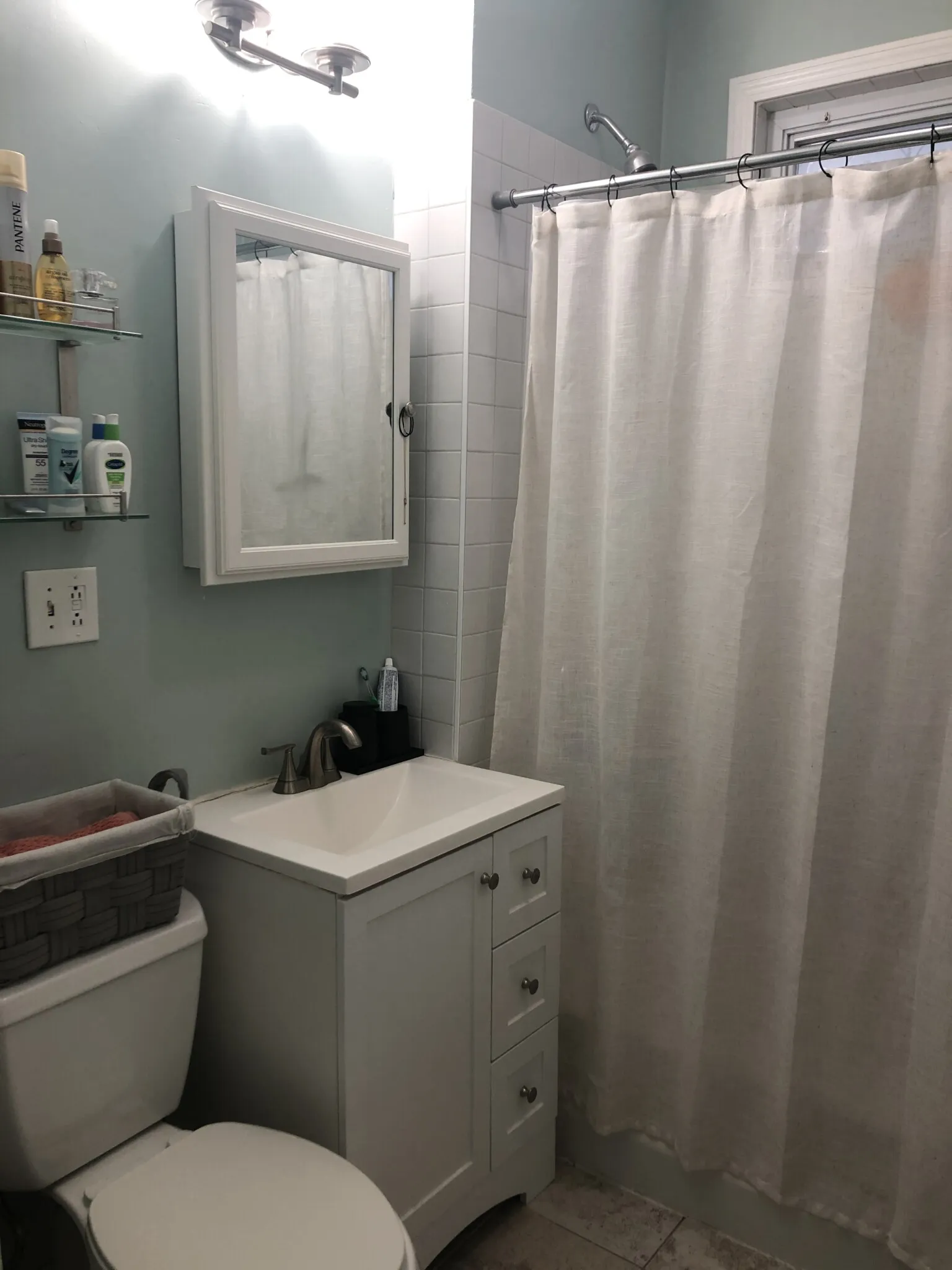 3 bed, 2 bath apartment for rent at 6 Bucknam St Unit 1, Mission Hill — photo 6 of 9