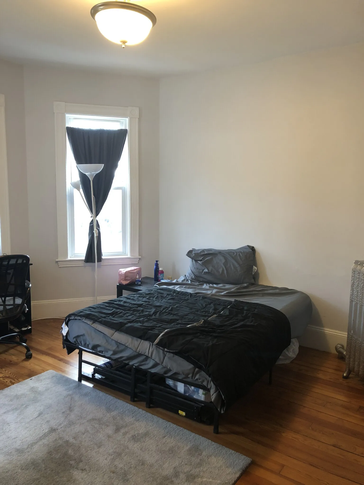4 bed, 2 bath apartment for rent at 6 Bucknam St Unit 3, Mission Hill — photo 3 of 8