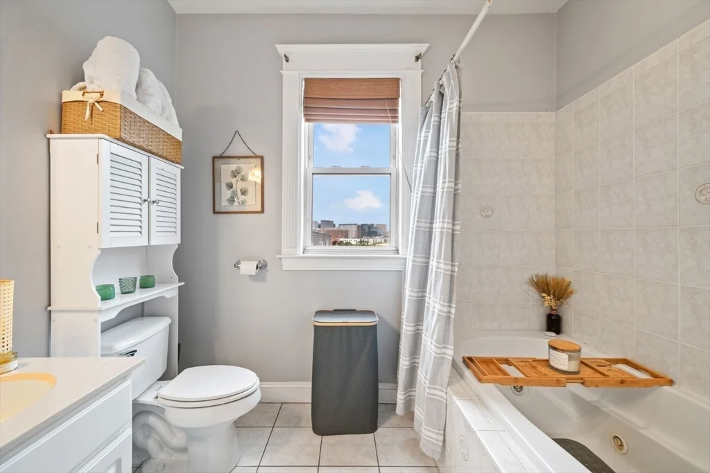 2 bed, 2 bath apartment for rent at 6 Burnham Pl Unit 2, South Boston — photo 14 of 24