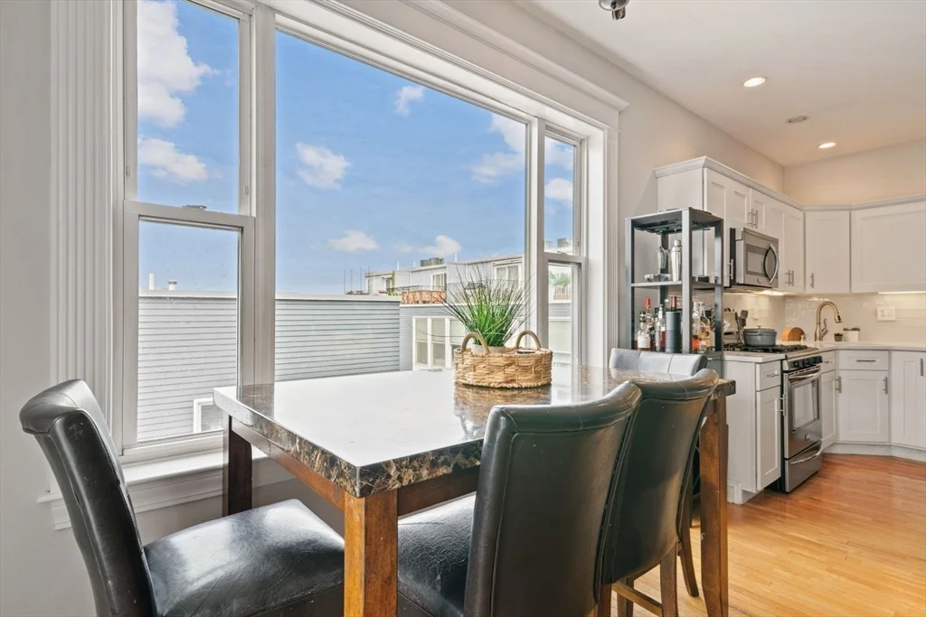 2 bed, 2 bath apartment for rent at 6 Burnham Pl Unit 2, South Boston — photo 11 of 24