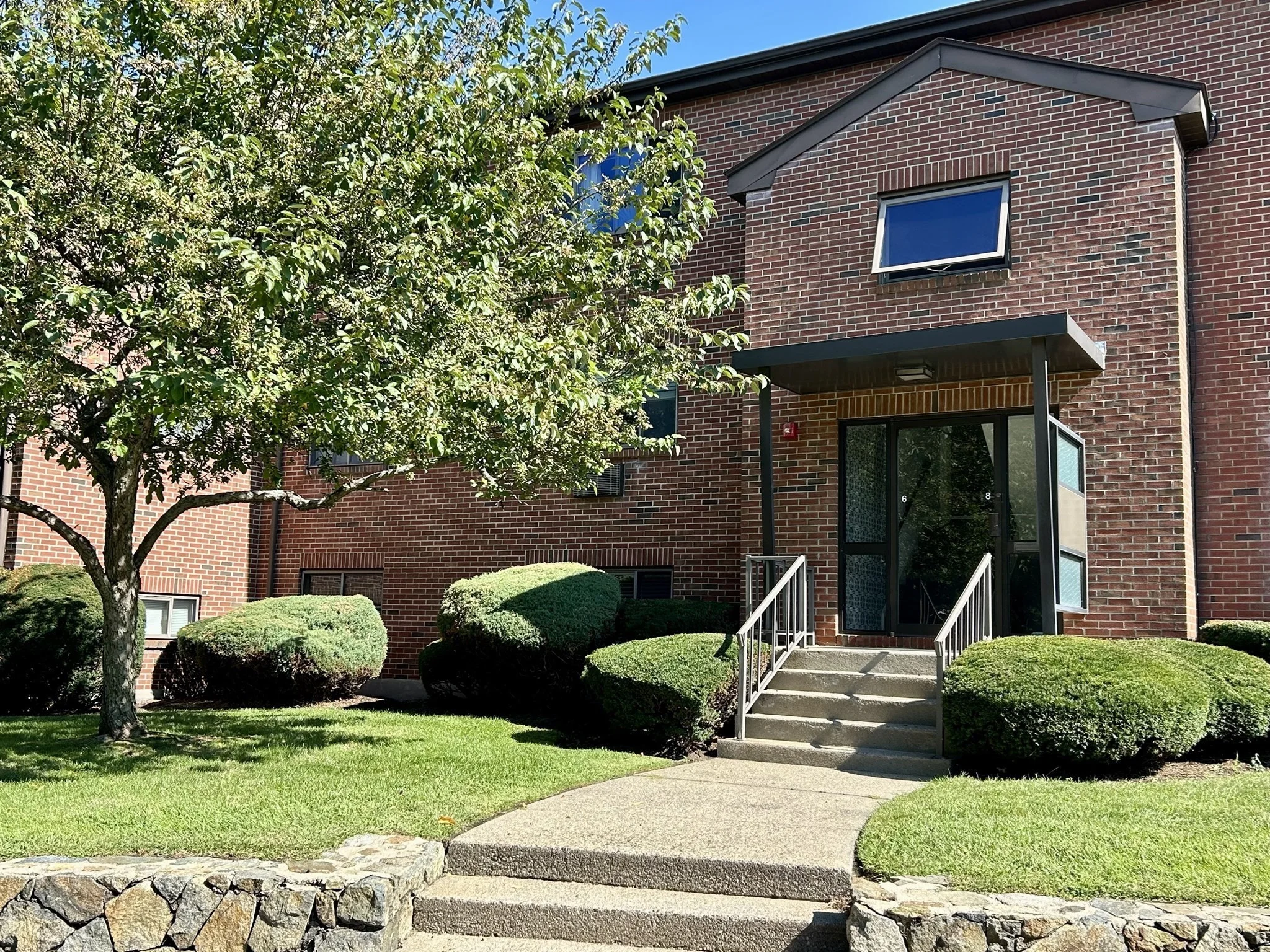 2 bed, 1 bath apartment for rent at 6 C Charlesbank Way Unit C, Waltham — photo 11 of 16