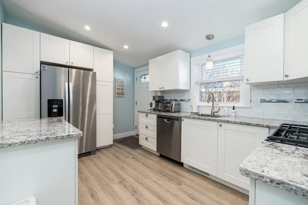 2 bed, 1 bath apartment for rent at 6 Cabo Dr Unit Winter, East Gloucester — photo 4 of 20
