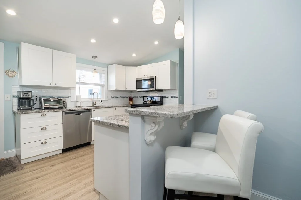 2 bed, 1 bath apartment for rent at 6 Cabo Dr Unit Winter, East Gloucester — photo 5 of 20