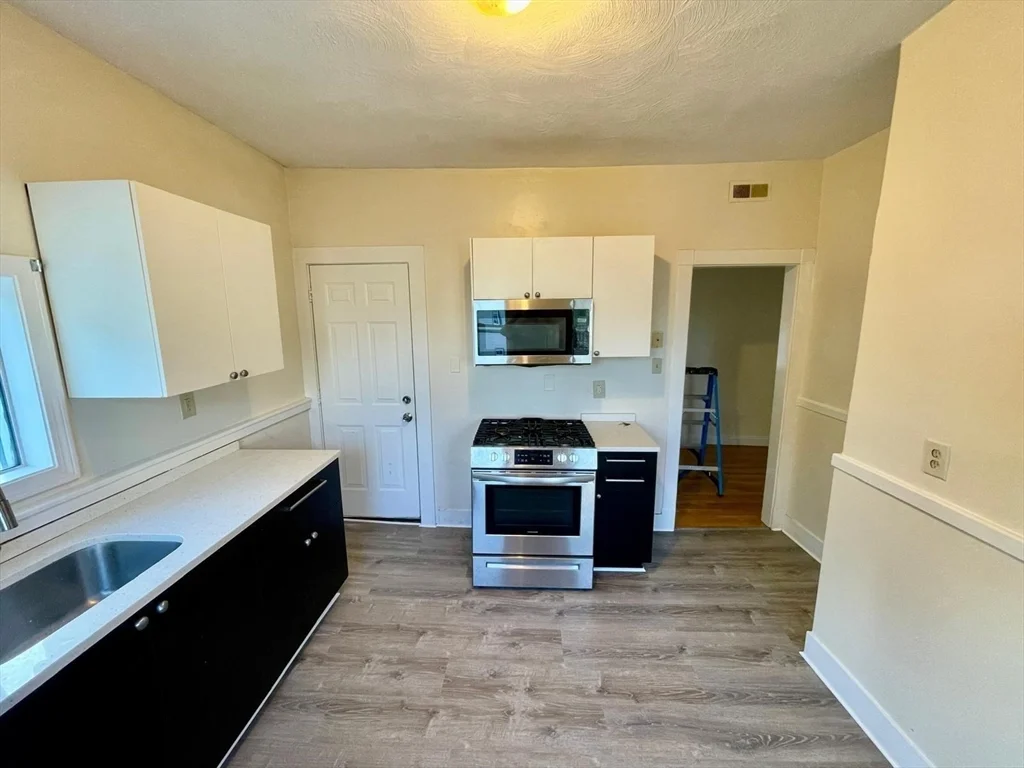 4 bed, 1 bath apartment for rent at 6 Calder St Unit 3, Dorchester — photo 1 of 23