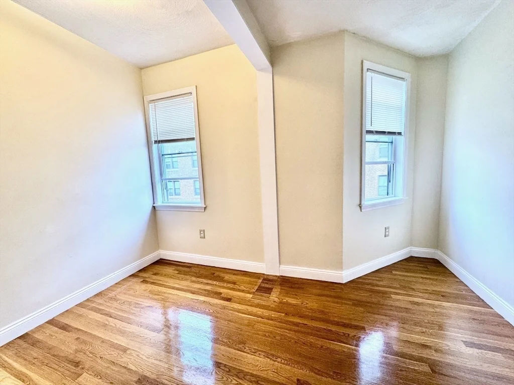 4 bed, 1 bath apartment for rent at 6 Calder St Unit 3, Dorchester — photo 12 of 23