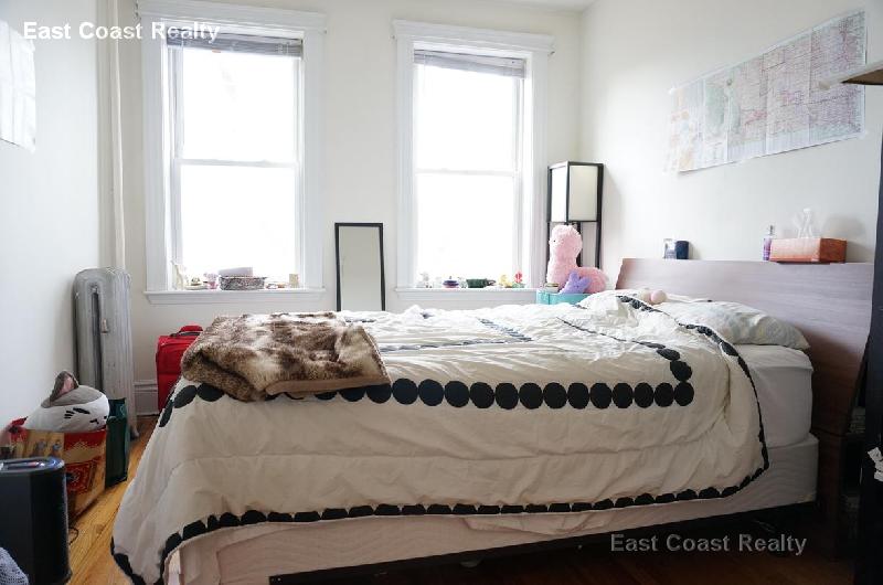 2 bed, 1 bath apartment for rent at 6 Camelot Ct Unit 12, Brighton — photo 19 of 32