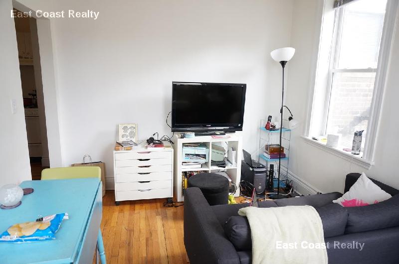 2 bed, 1 bath apartment for rent at 6 Camelot Ct Unit 12, Brighton — photo 15 of 32