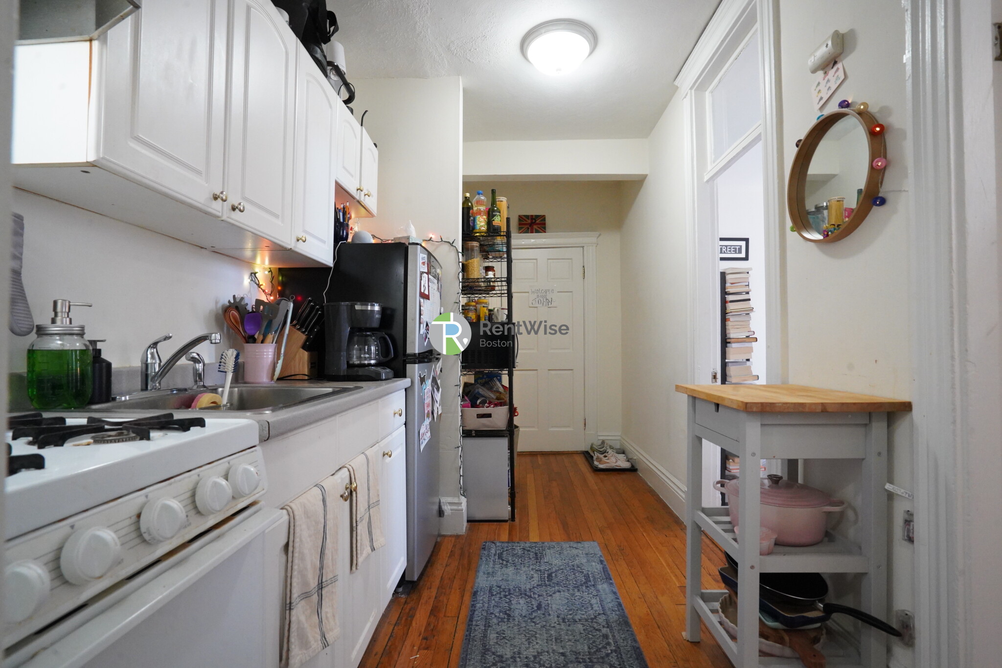 1.5 bed, 1 bath apartment for rent at 6 Camelot Ct Unit 14, Brighton — photo 13 of 20