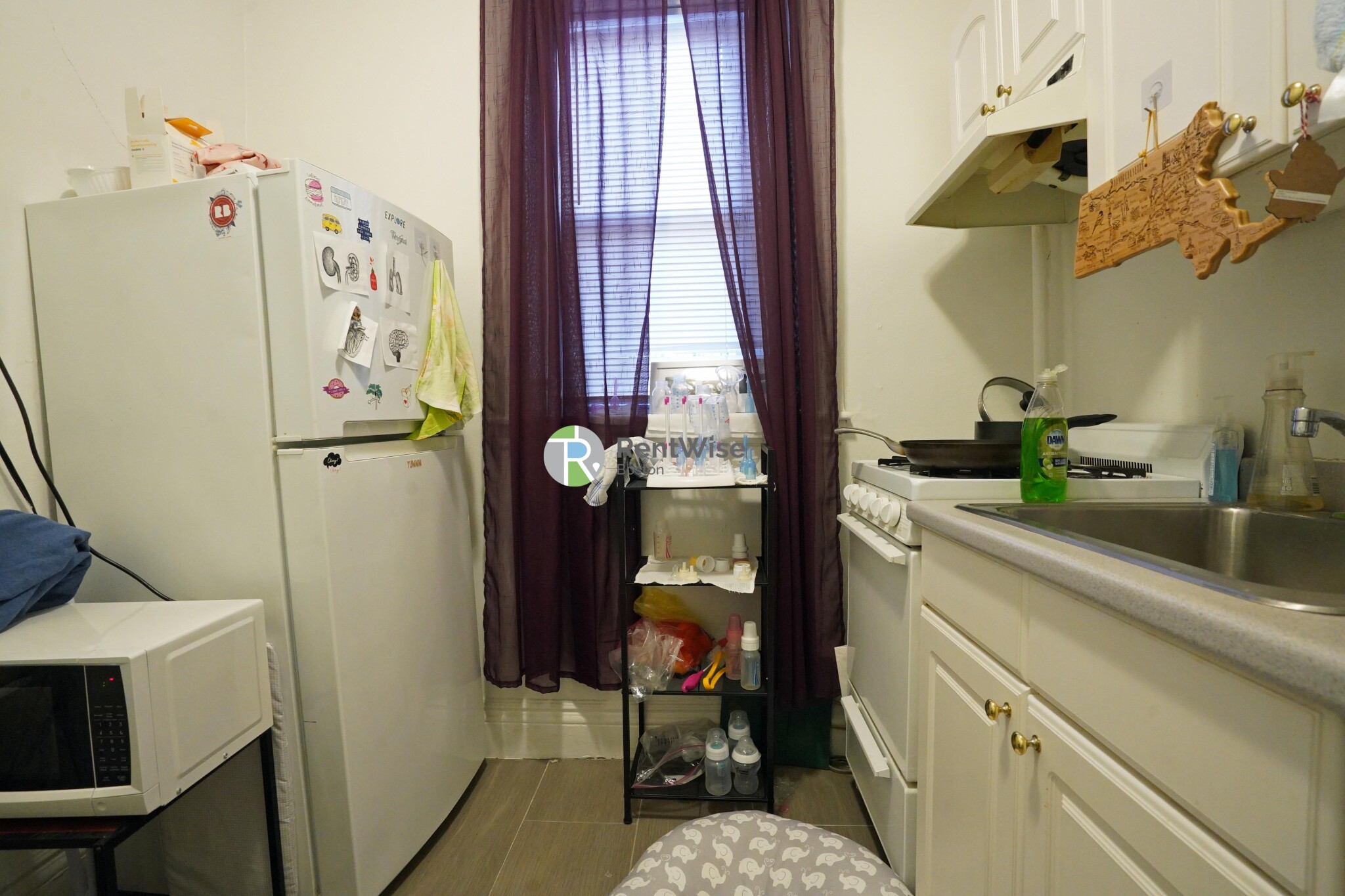 Studio bed, 1 bath apartment for rent at 6 Camelot Ct Unit 16, Brighton — photo 15 of 21