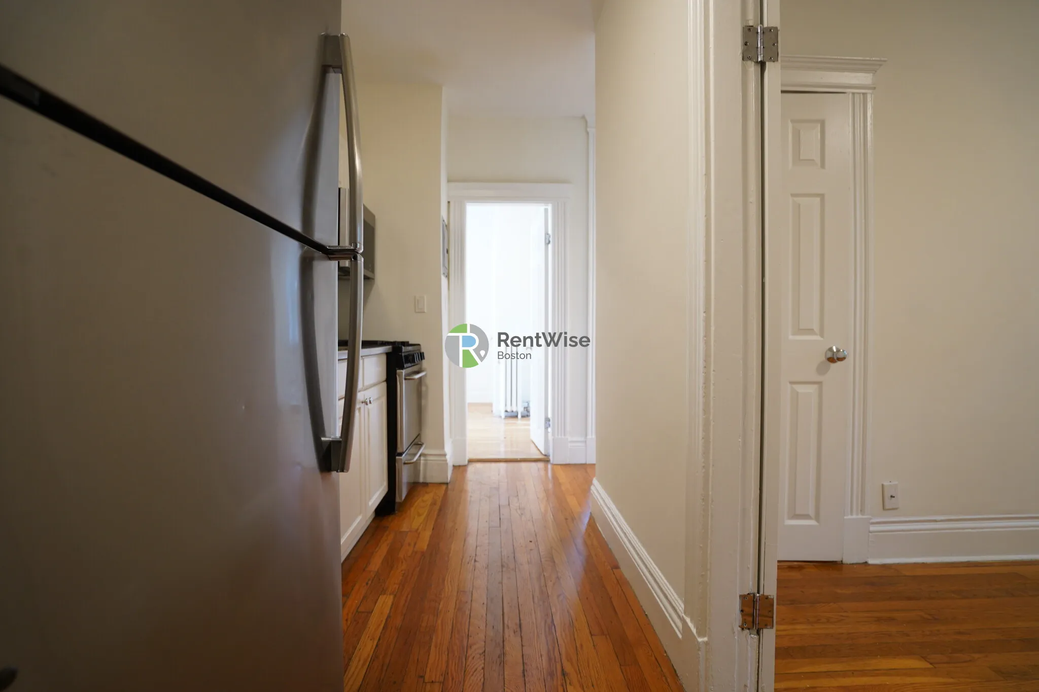2 bed, 1 bath apartment for rent at 6 Camelot Ct Unit 18, Brighton — photo 7 of 15