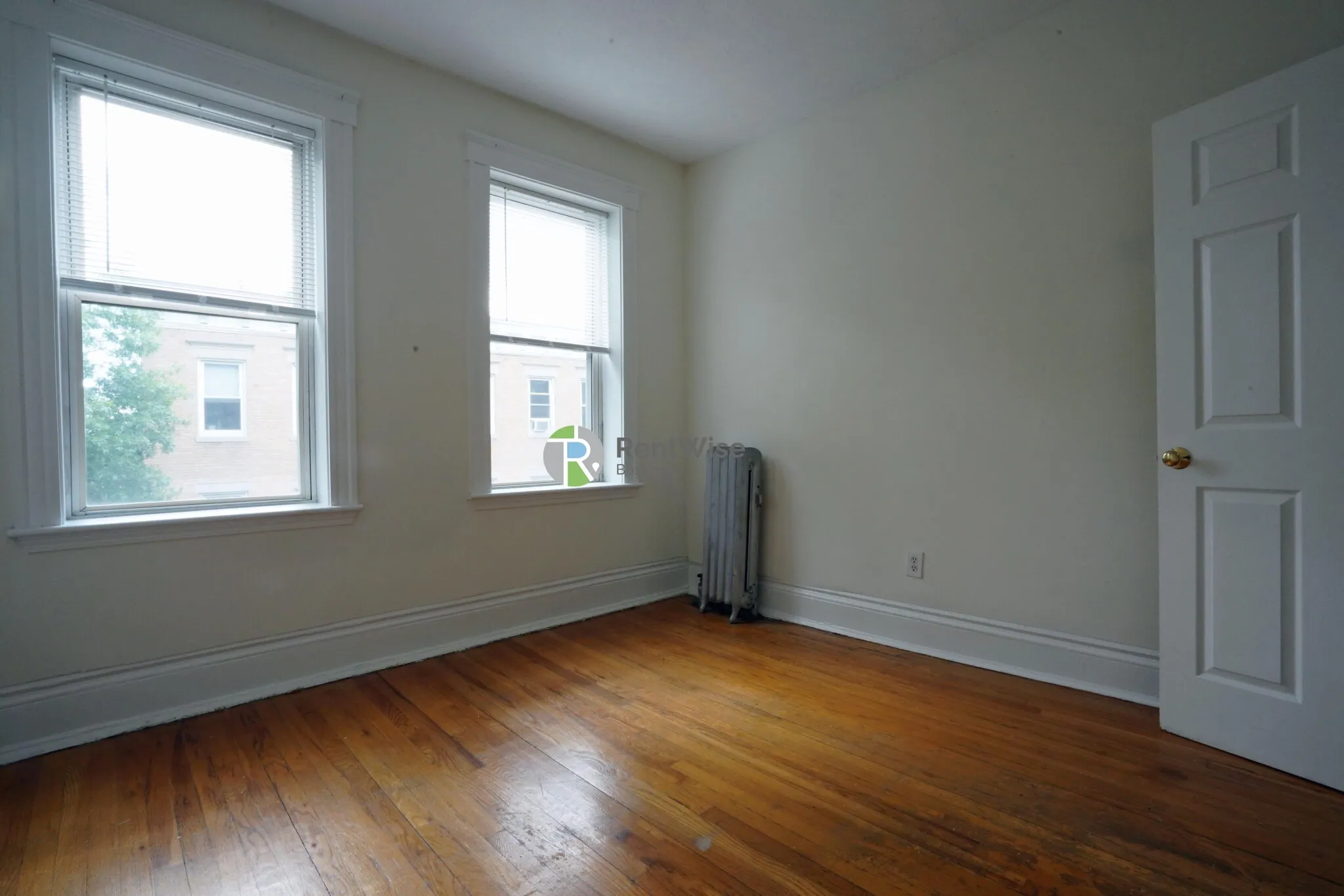 2 bed, 1 bath apartment for rent at 6 Camelot Ct Unit 20, Brighton — photo 10 of 17