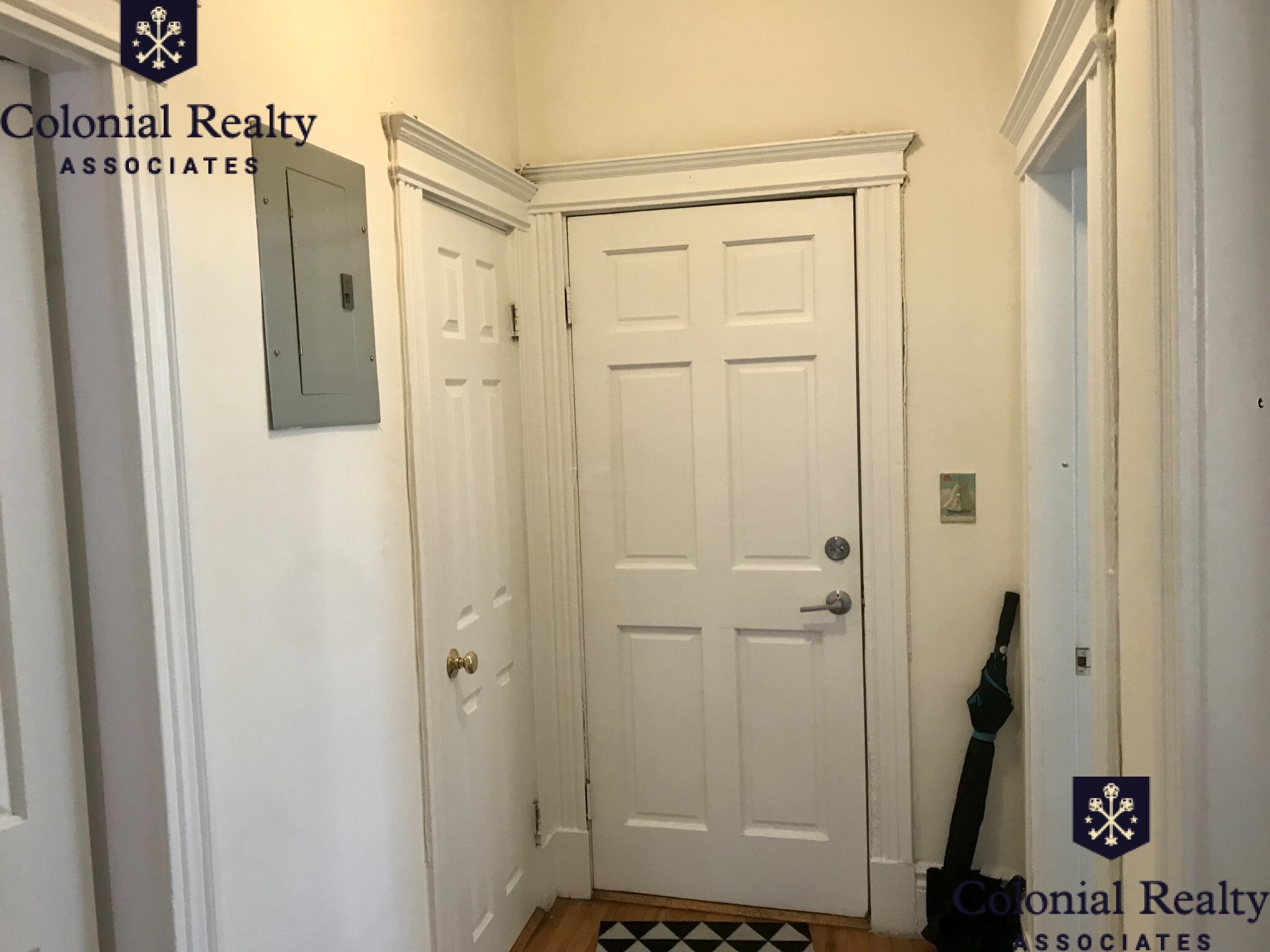 1 bed, 1 bath apartment for rent at 6 Camelot Ct Unit 23, Brighton — photo 4 of 19