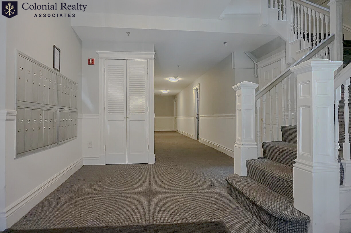 2 bed, 1 bath apartment for rent at 6 Camelot Ct Unit 24, Brighton — photo 22 of 29