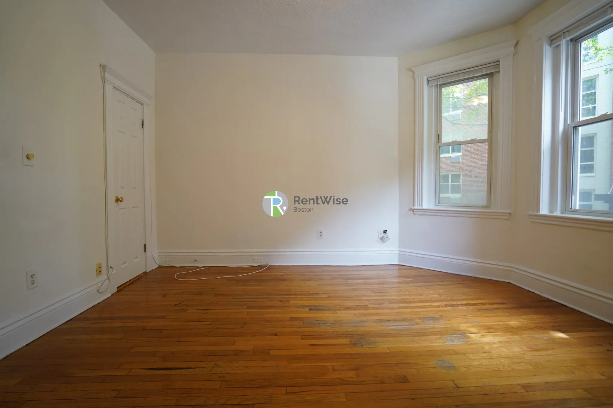 Studio bed, 1 bath apartment for rent at 6 Camelot Ct Unit 6-1, Brighton — photo 20 of 29