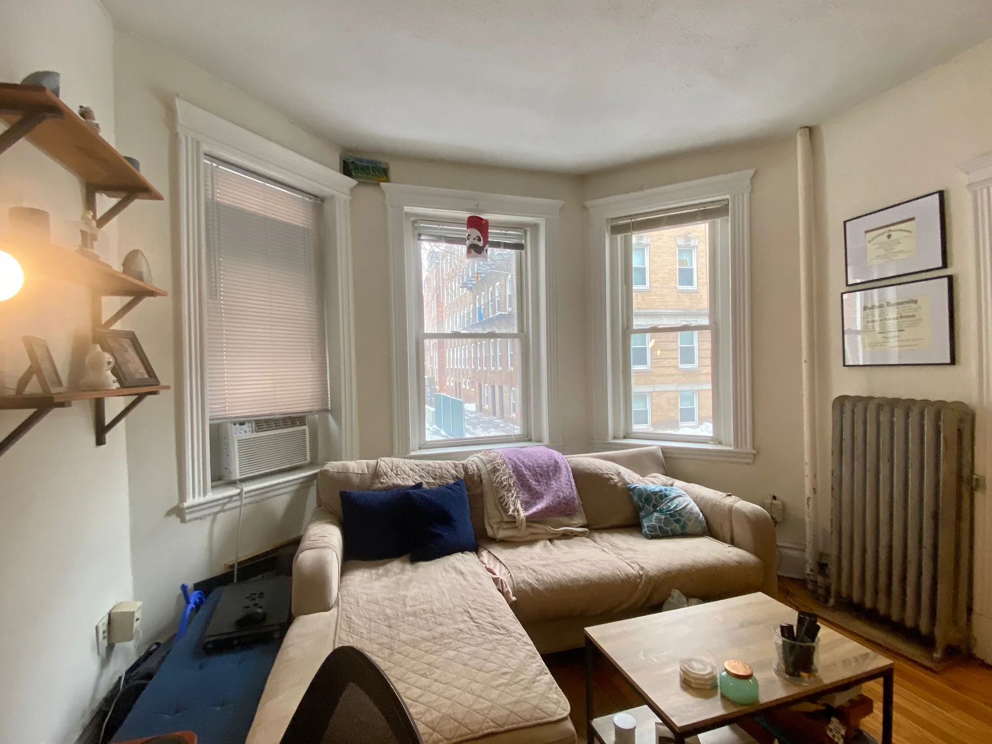 Studio bed, 1 bath apartment for rent at 6 Camelot Ct Unit 6-1, Brighton — photo 4 of 29