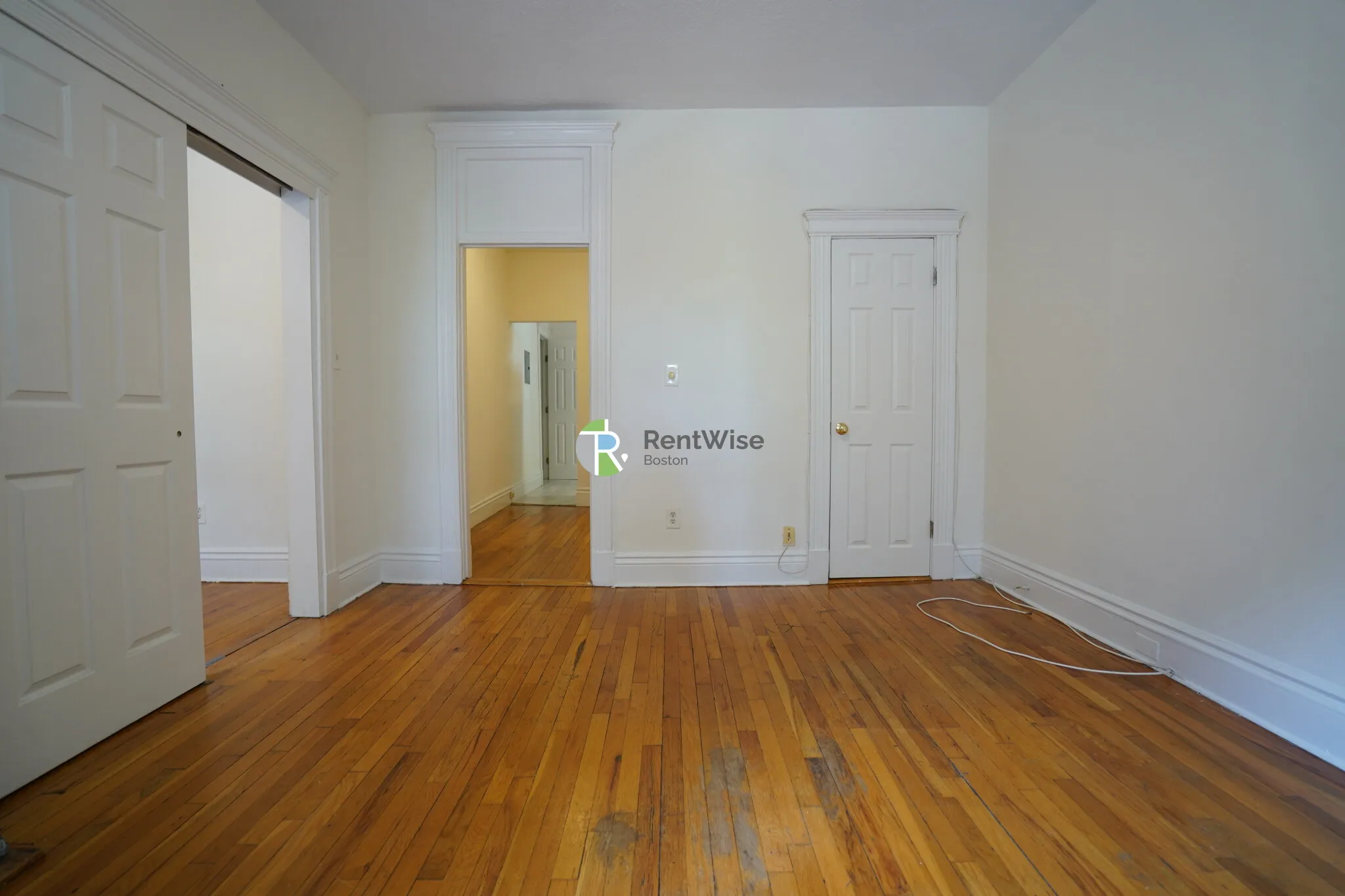 Studio bed, 1 bath apartment for rent at 6 Camelot Ct Unit 6-1, Brighton — photo 19 of 29