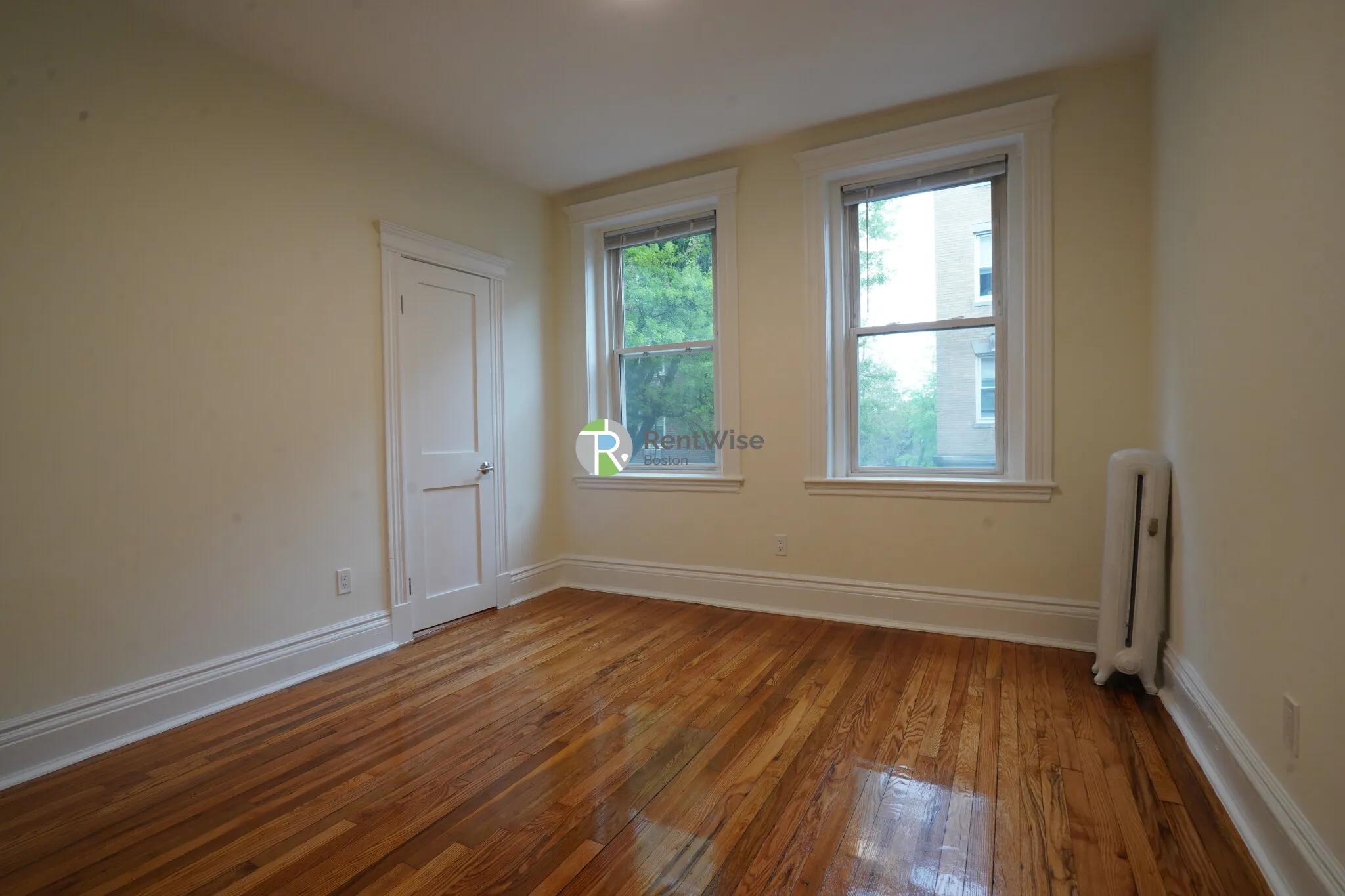 1 bed, 1 bath apartment for rent at 6 Camelot Ct Unit 8, Brighton — photo 10 of 16