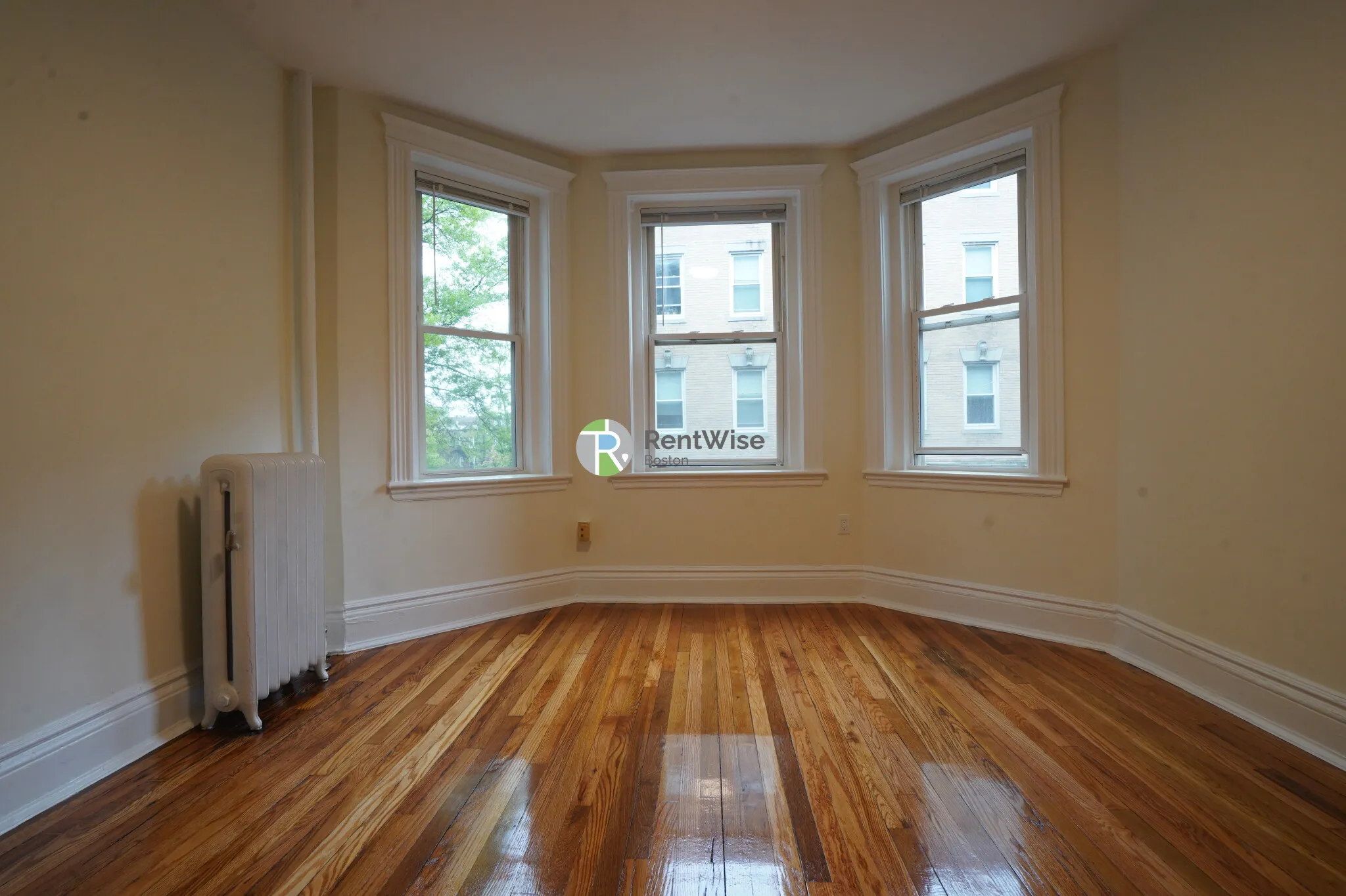 1 bed, 1 bath apartment for rent at 6 Camelot Ct Unit 8, Brighton — photo 6 of 16