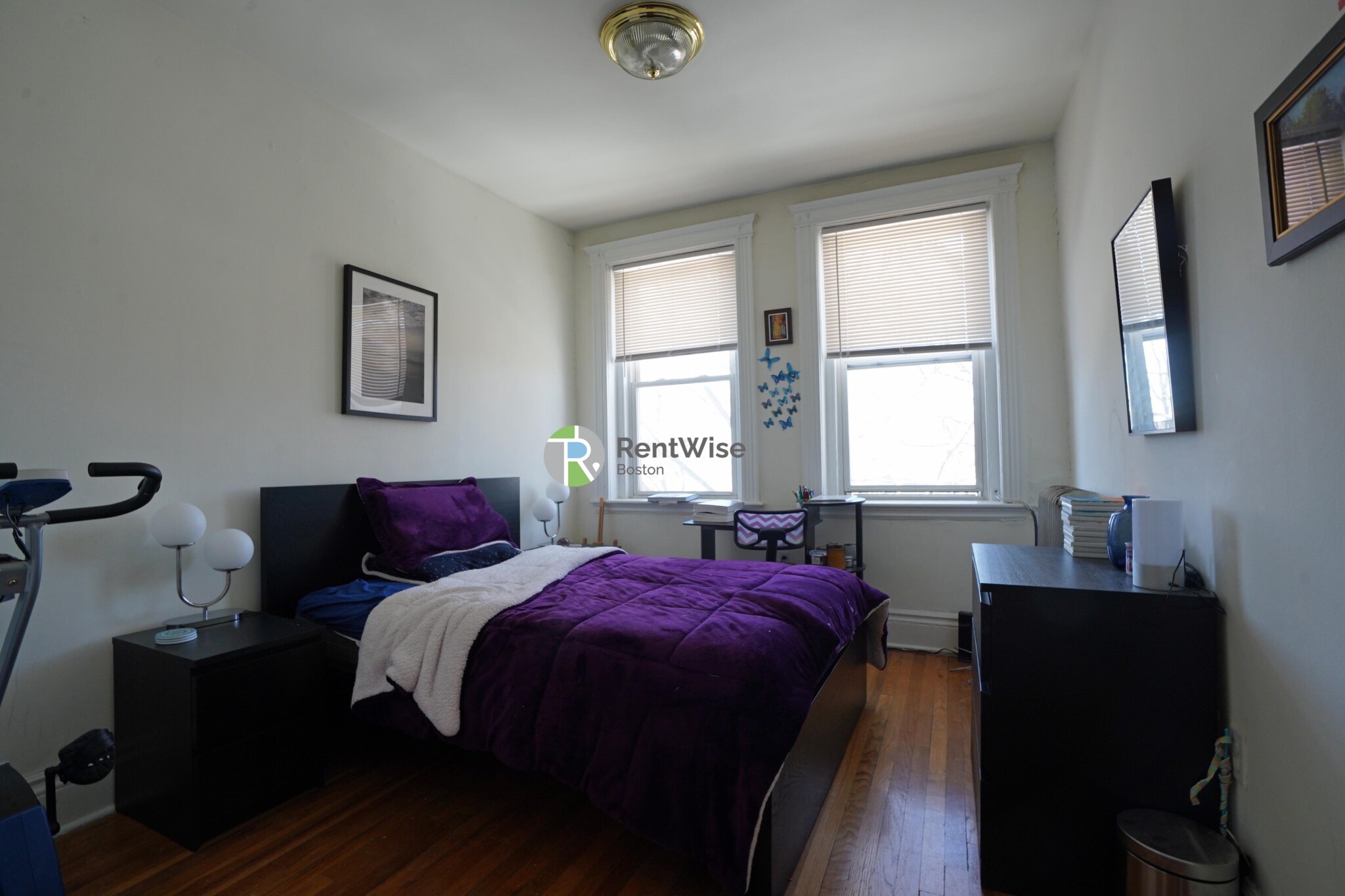 1 bed, 1 bath apartment for rent at 6 Camelot Ct Unit 9, Brighton — photo 1 of 12