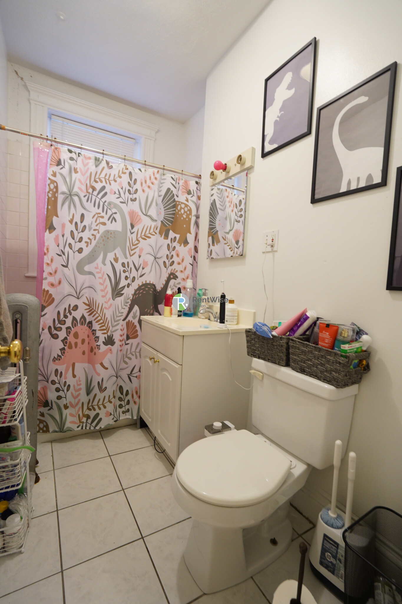 1 bed, 1 bath apartment for rent at 6 Camelot Ct Unit 9, Brighton — photo 7 of 12